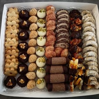 Vánoční cukroví 2025 Přijímám objednávky na vánoční cukroví. Veškeré potřebné informace najdete na...